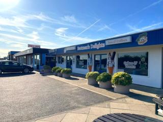 A Unique Rustic Getaway - 9