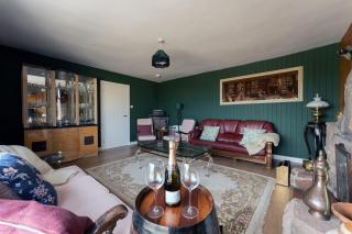 Bridie's Cottage - 0