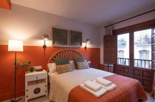 Steps from the Alhambra, Private Terrace & AC - 0