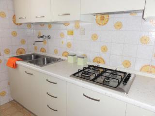 Apartment in a villa with garden - 7