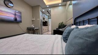 Modern Studio Unit at Victoria Sports Tower - 0