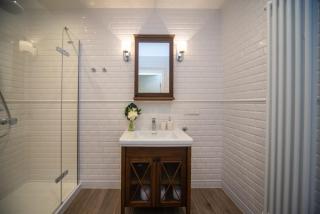 Maya's Flats & Resorts - River View - 7