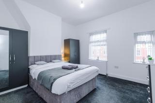 Cosy 2 bed House - 15 minutes from City Centre - 5