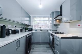 Cosy 2 bed House - 15 minutes from City Centre - 4