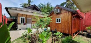 Modernong Bahay Kubo na may gitnang mainit at malamig na shower - 0