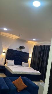 BOSS HOTELS & SUITES - 1