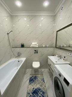 Уютная квартира на центре города, возле EXPO - 7