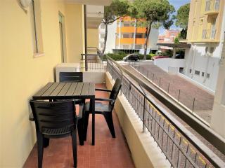 Cozy apartment close to the beach - 0