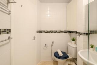 Elegant & Modern 2 Bed Flat in Chiswick - 7