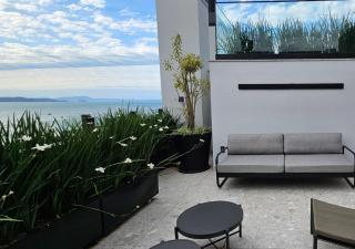 C157 Studio duplex com vista da praia de Canajurê - 4