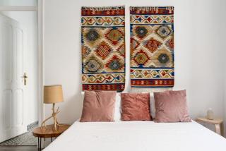 Modern 3BR w/ Terrace & BBQ – Near Tram 28 | By Airnest - 6