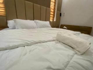 DLA Lux Studio in Ikota, Lagos - 9