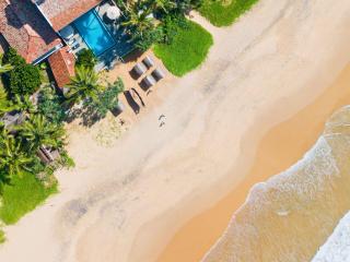 At Ease Beach Hotel - 6