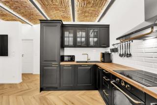 The Magnificent Urban Hideaway - 8