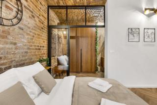 The Magnificent Urban Hideaway - 2