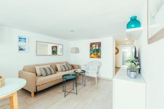 Volcan de Tilama 0 Playa Chica 2 min - 0