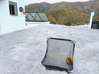 Evans Realty CI Piscina climatizada BBQ Juegos - 5