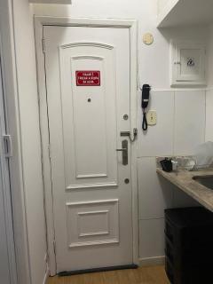 APÊ DE PRAIA alma lavada Leme Rio de Janeiro - 2