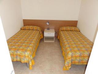 Bright flat close to the beach - 7