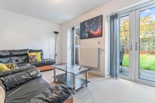 City centre 3 Bedroom 3 Bathroom house with free parking - 7