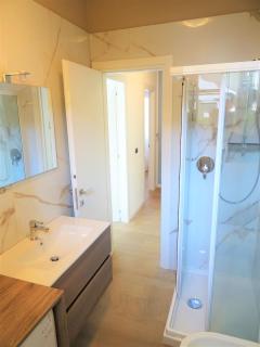 Ground-floor flat with pool - 1