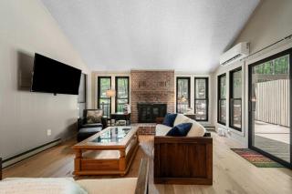 Updated Family Cabin w FirePit Loft Deck Grill & More - 7