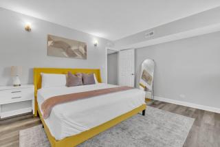 Amazing 3bd 2ba Oak Park Condo - 9