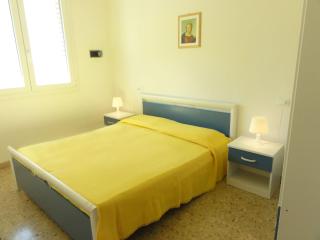 Coastal apartment with terrace - 6