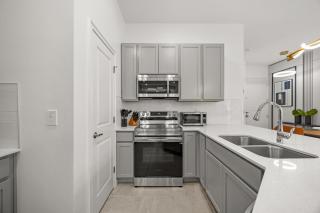 5 Bedrooms 5 Bathrooms Paradiso Grande 10299ET - 2