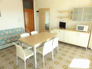 Bibione apartment with side sea view - 4