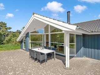 Holiday Home Dagny - 300m from the sea by Interhome - 4