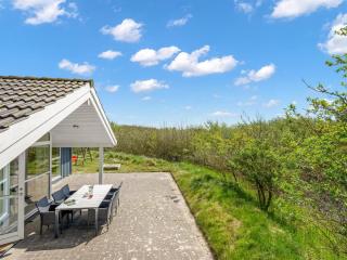 Holiday Home Dagny - 300m from the sea by Interhome - 5