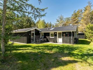 Holiday Home Delco - 200m from the sea by Interhome - 3