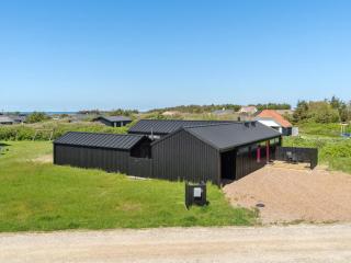 Holiday Home Claus - 500m from the sea by Interhome - 3