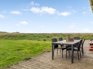 Holiday Home Tilje - 80m from the sea by Interhome - 1