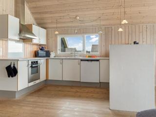 Holiday Home Tilje - 80m from the sea by Interhome - 4