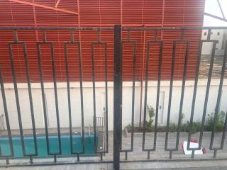 فيلا غريس الجديدة 3 غرف نوم ومسبح - 2