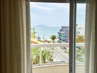 109 - Apto moderno em 04 ilhas com 03 dormitórios - 7