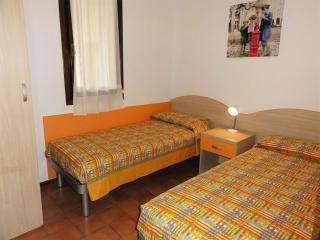 Terraced house with garden - 6