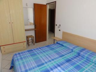 Comfortable stay near the promenade and shops - 5