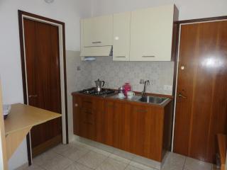 Comfortable stay near the promenade and shops - 6