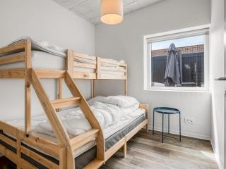 Holiday Home Bondi - 75m from the sea by Interhome - 5