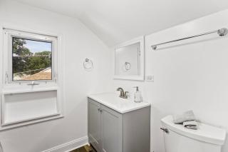 Cozy chic 3BD 2BA home near O'Hare - 1