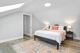 Cozy chic 3BD 2BA home near O'Hare - 2