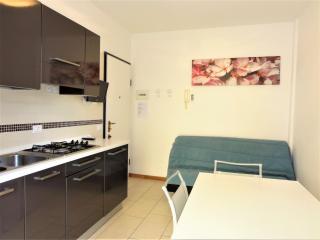 Comfy apartment near the beach - 5