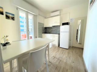 Relaxing sea view stay near the promenade - 9