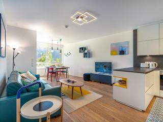 Apartment Top 5 Alpe maritima Seeblick-Bergkulisse by Interhome - 5