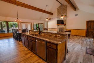 Barefoot Hideaway - 7