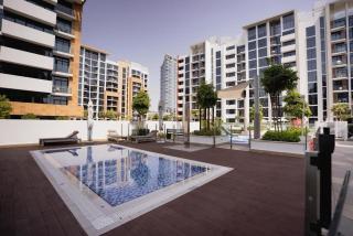 Azizi Riviera Modern Studio Near Downtown - 4