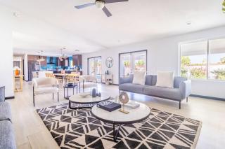 Desert Oasis Villa Heated Pool Spa & Golf Fun Near Coachella - 4